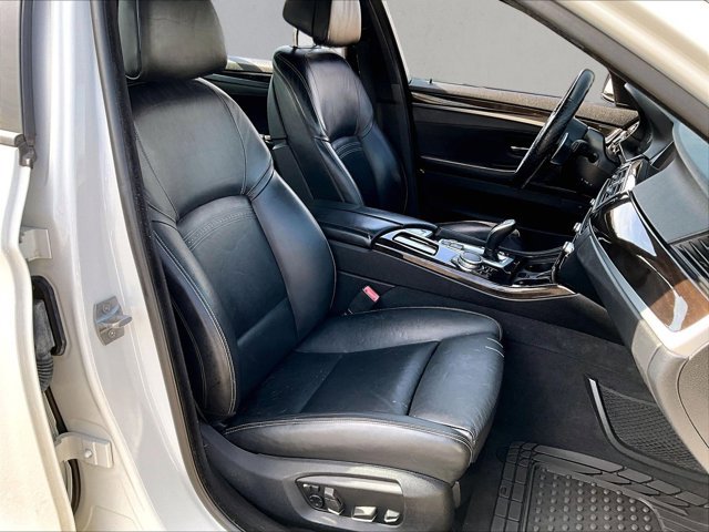 Used 2016 BMW 535i Sedan RWD image 9