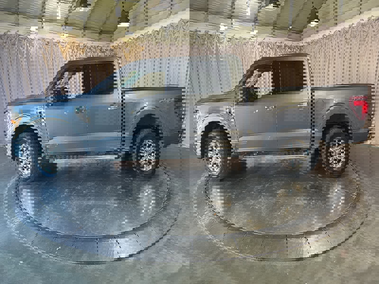 Used 2024 Ford F150 XLT w/ Mobile Office Package image 10