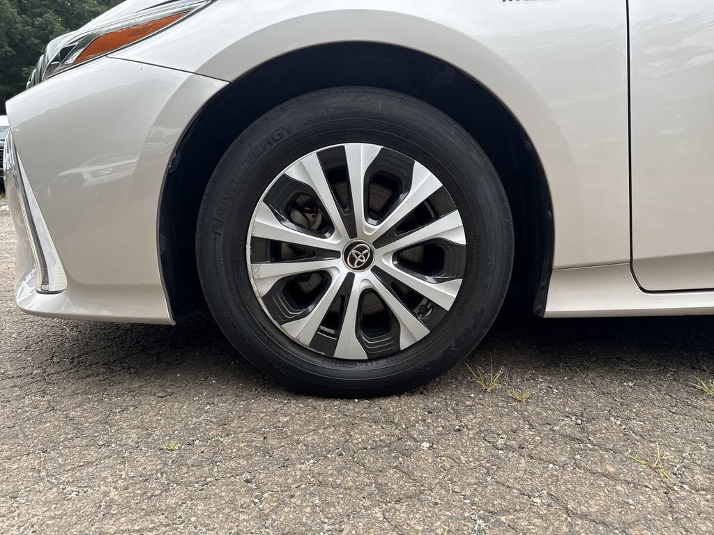 Used 2020 Toyota Prius Prime XLE FWD image 10
