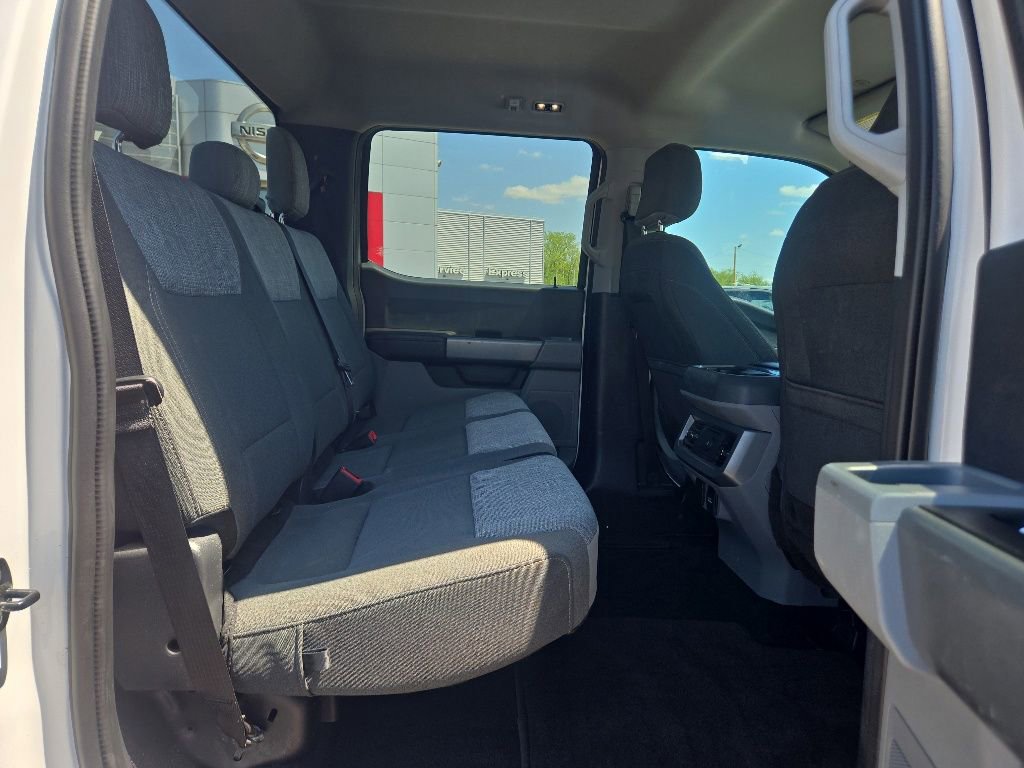 Used 2023 Ford F450 XLT AWD/4WD image 28