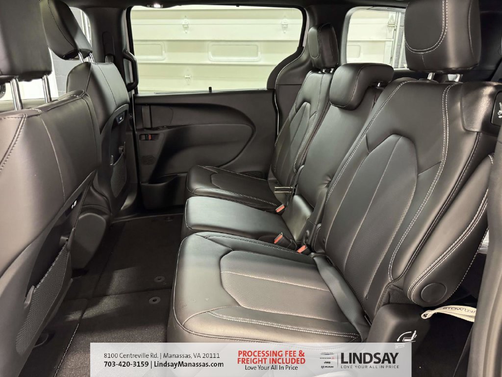 New 2026 Chrysler Pacifica Select w/ S Appearance Package FWD image 20
