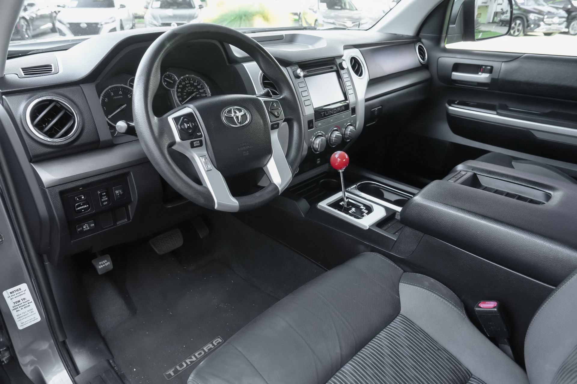 Used 2016 Toyota Tundra SR5 image 15
