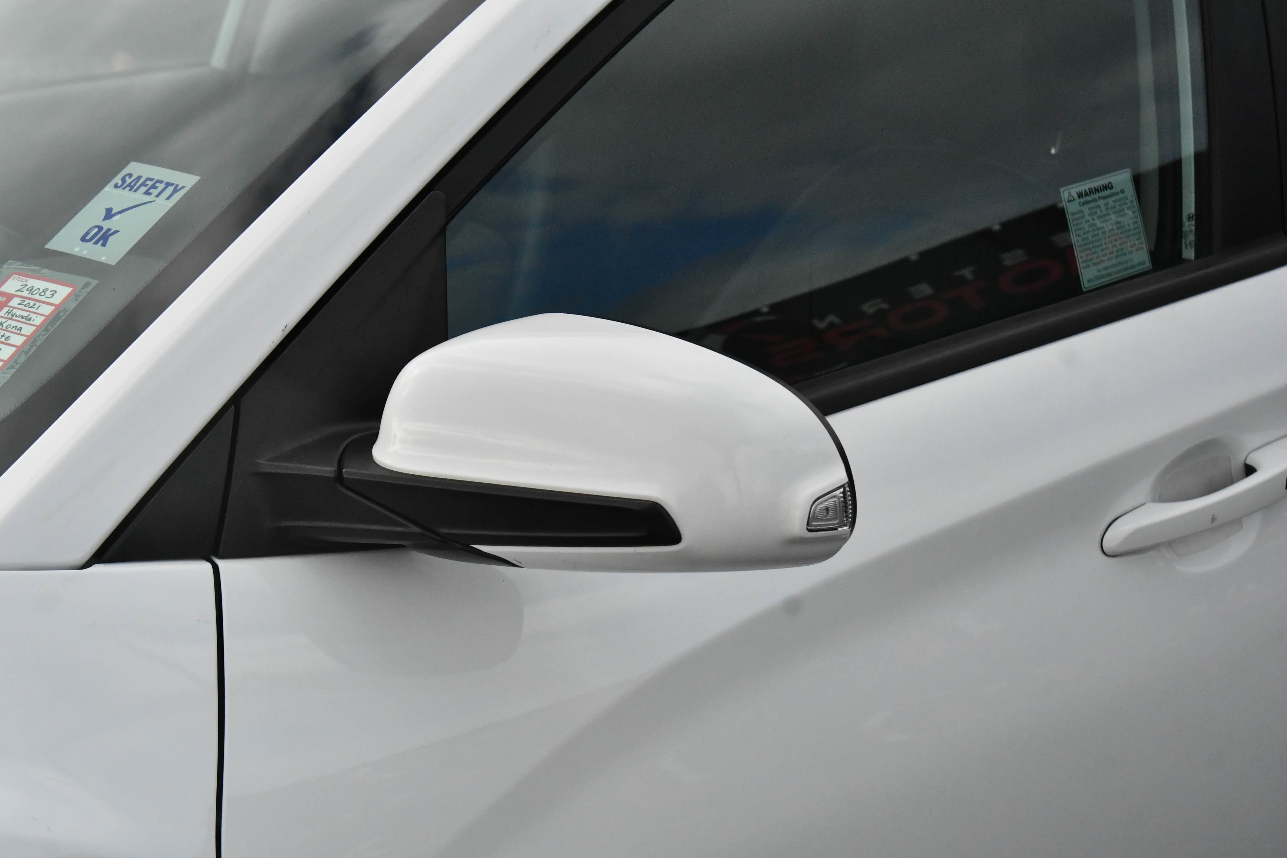 Used 2021 Hyundai Kona Limited FWD image 13