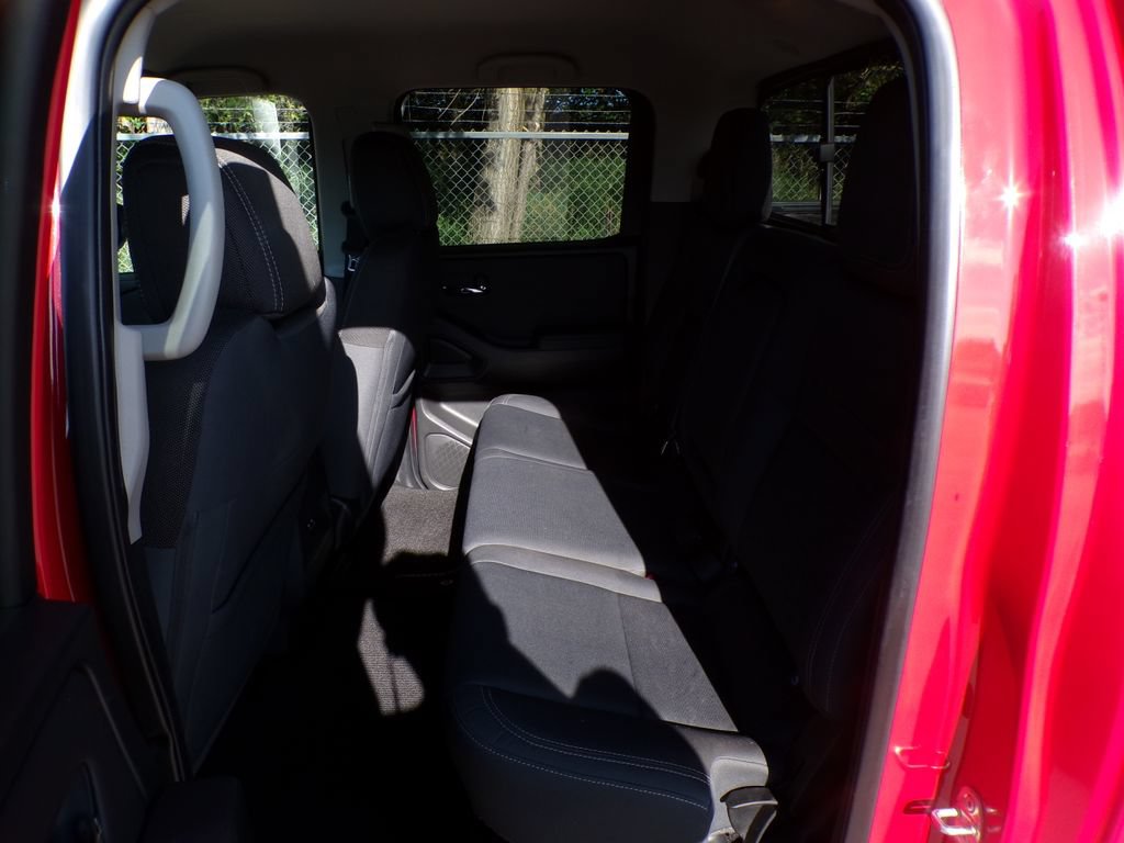 Used 2022 Nissan Frontier SV w/ Technology Package AWD/4WD image 17