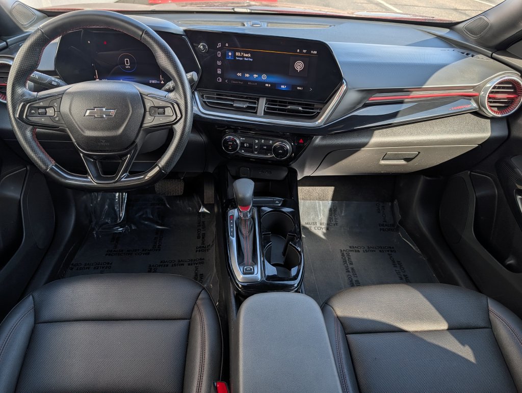 Used 2024 Chevrolet Trax RS w/ Driver Confidence Package FWD image 17