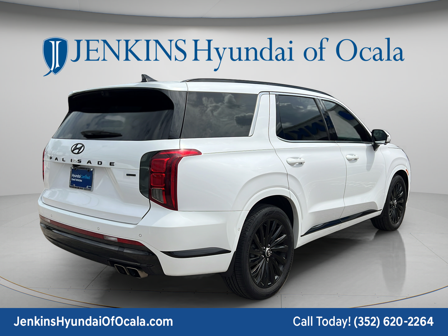 Certified 2025 Hyundai Palisade Calligraphy AWD/4WD image 3