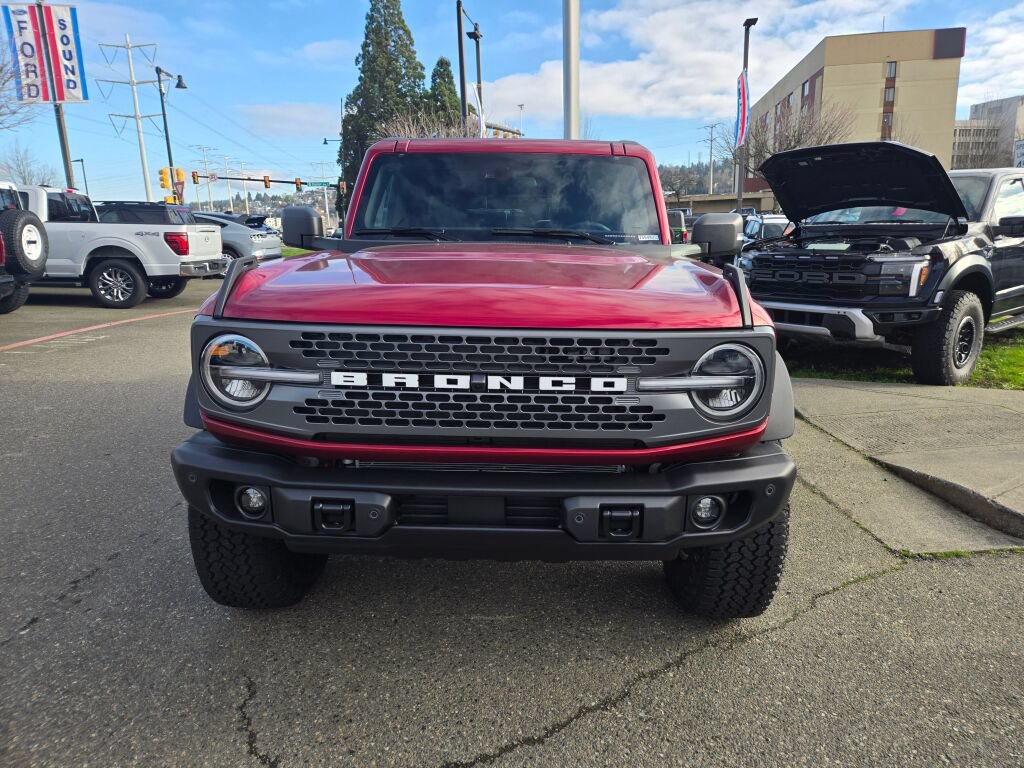 New 2025 Ford Bronco Badlands AWD/4WD image 2