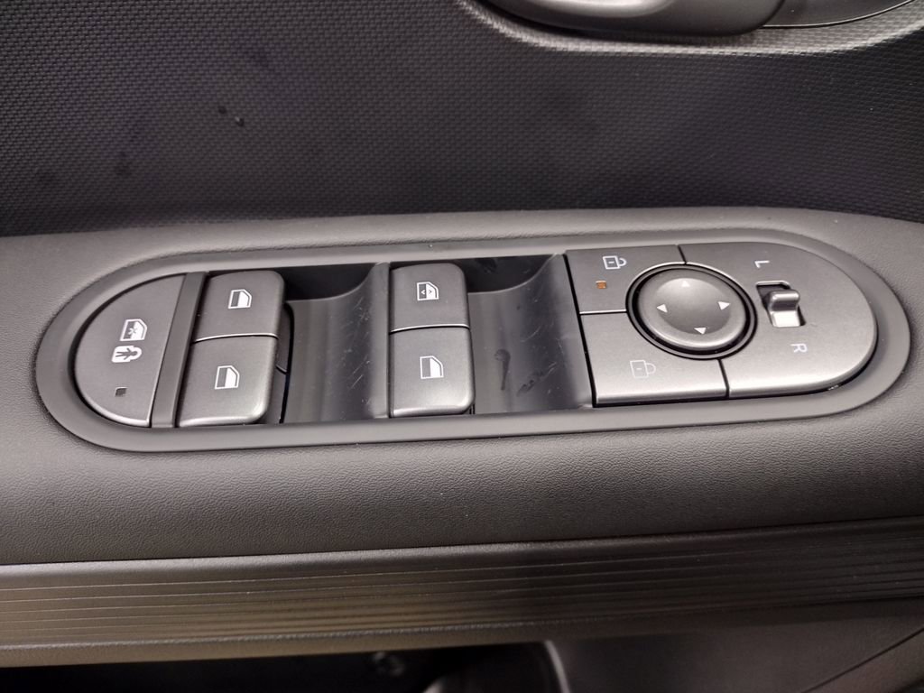 New 2026 Hyundai Ioniq 5 SE image 17