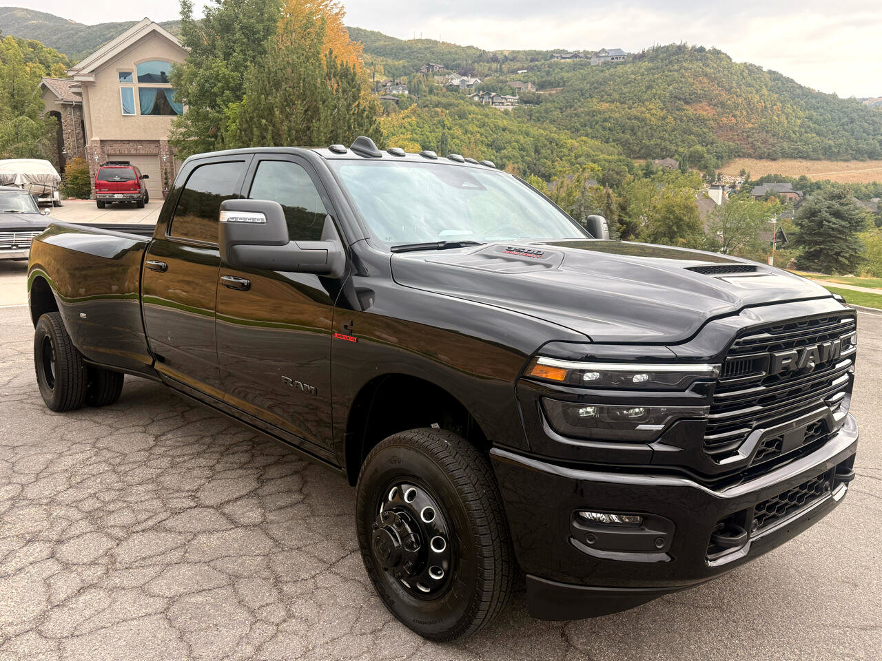 Used 2025 RAM 3500 Laramie image 4