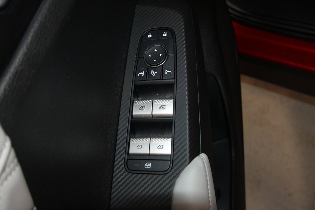 Used 2024 Mitsubishi Outlander SEL image 6
