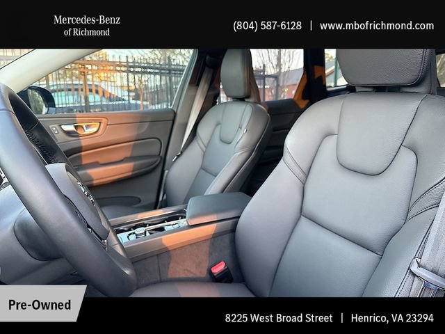 Used 2025 Volvo XC60 B5 Plus w/ Protection Package Premier image 16