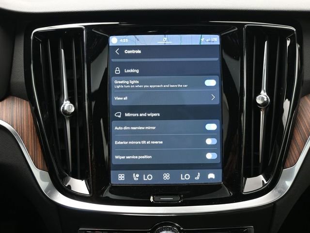 Used 2023 Volvo S60 B5 Plus w/ Climate Package image 18