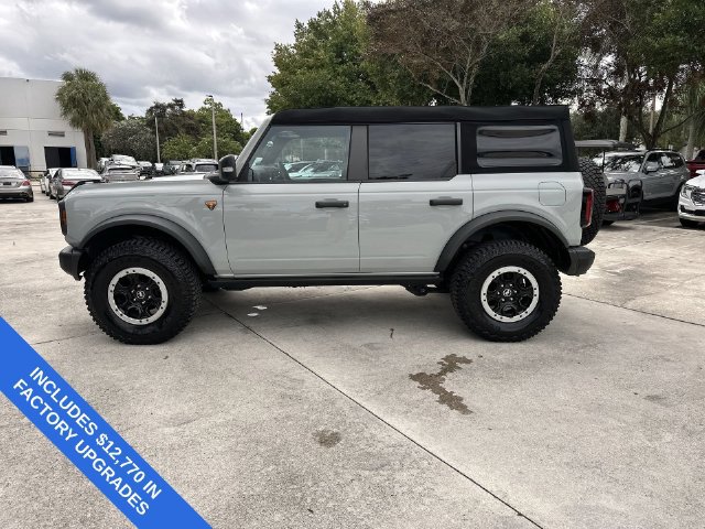 Used 2023 Ford Bronco Badlands AWD/4WD image 32