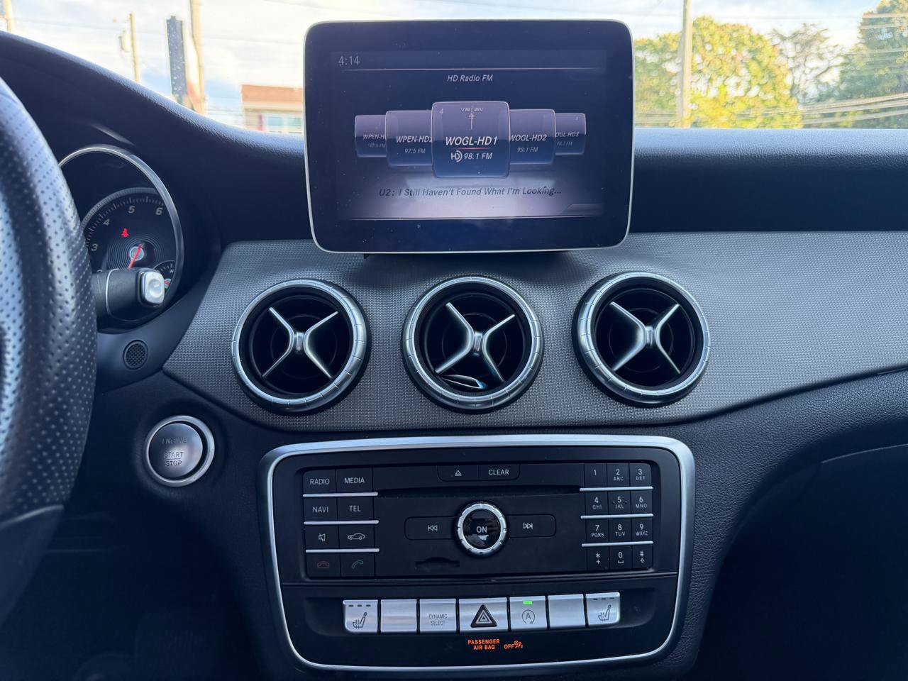 Used 2019 Mercedes-Benz CLA 250 4MATIC image 17