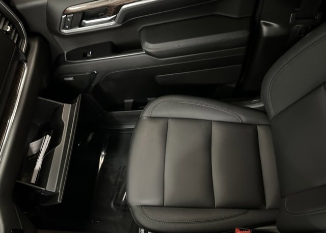 Used 2024 GMC Sierra 1500 Elevation w/ Elevation Premium Package image 38