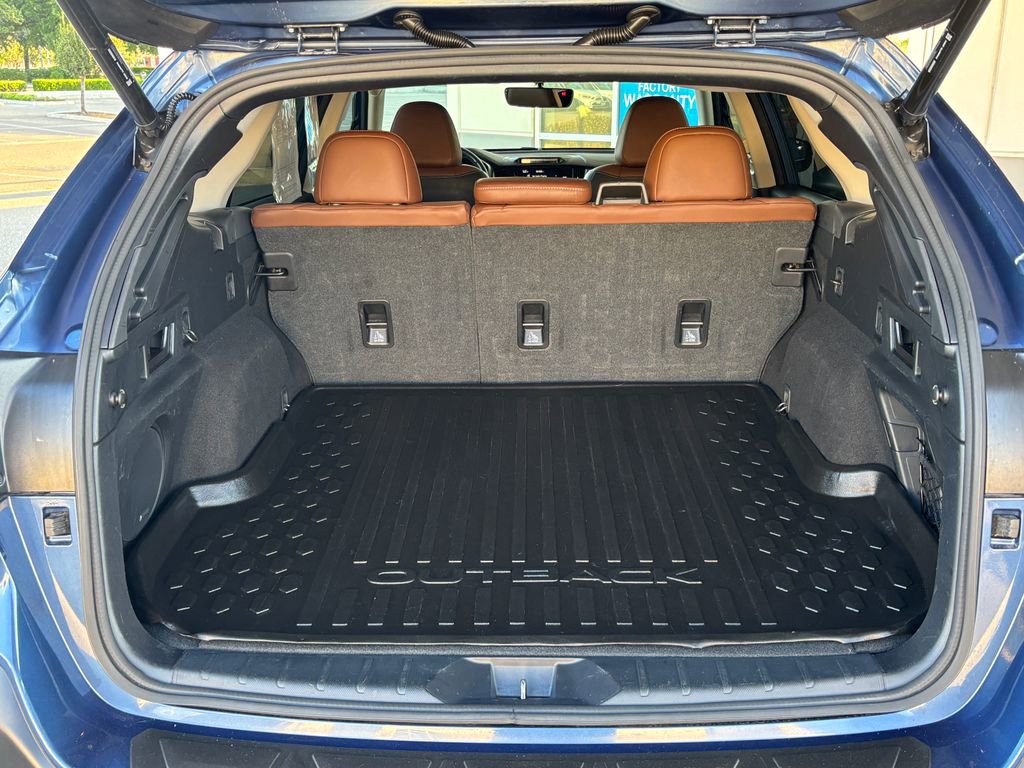 Used 2022 Subaru Outback Touring w/ Popular Package #2 image 29
