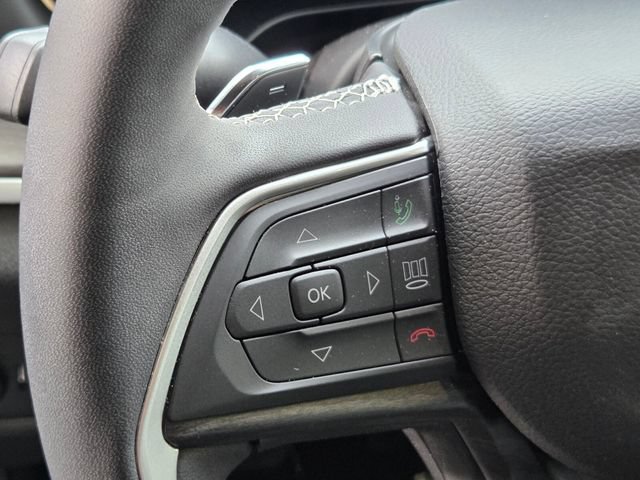 Used 2025 Jeep Grand Cherokee Limited RWD image 11