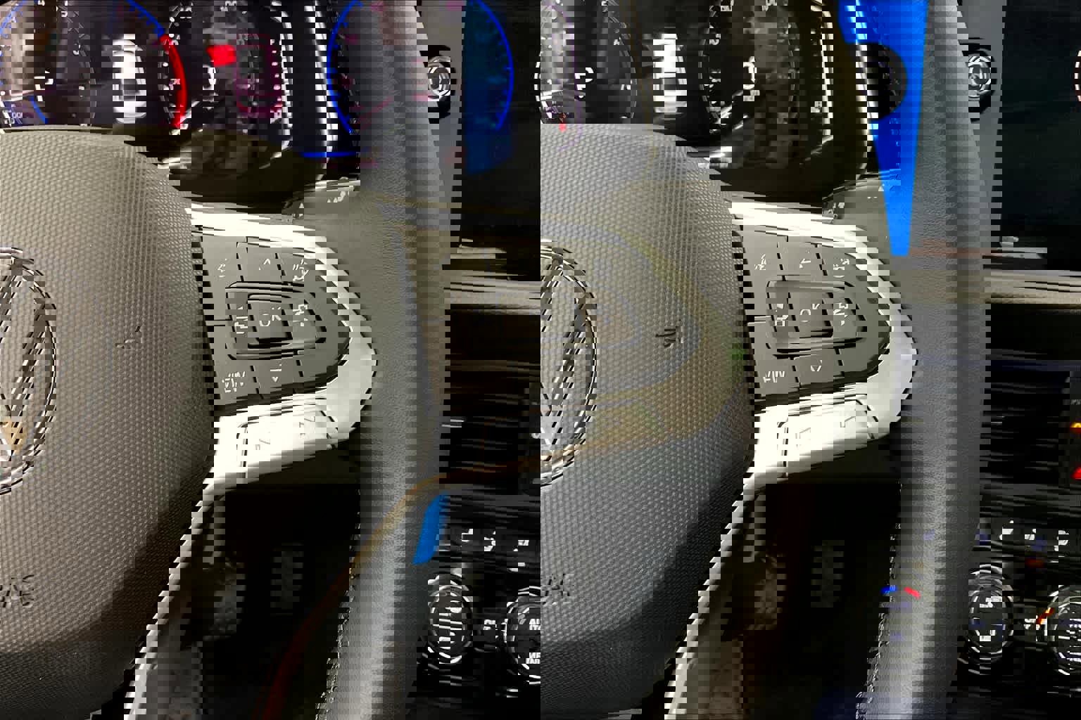 Used 2024 Volkswagen Jetta SEL image 20