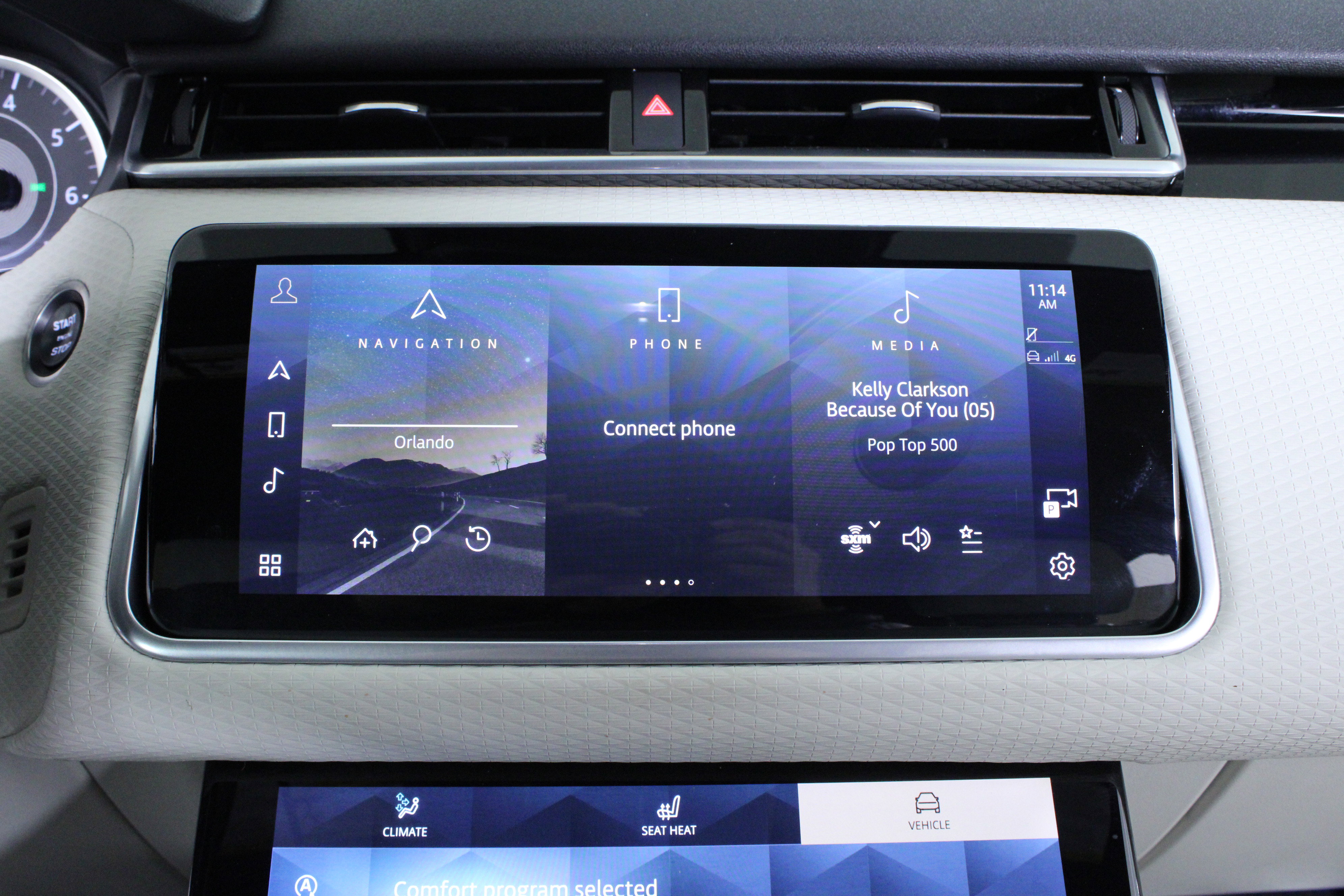 Used 2023 Land Rover Range Rover Velar R-Dynamic S image 27