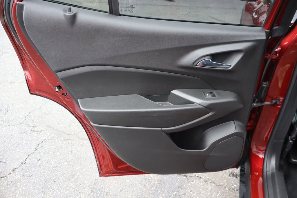 Used 2024 Chevrolet Trax LT image 25