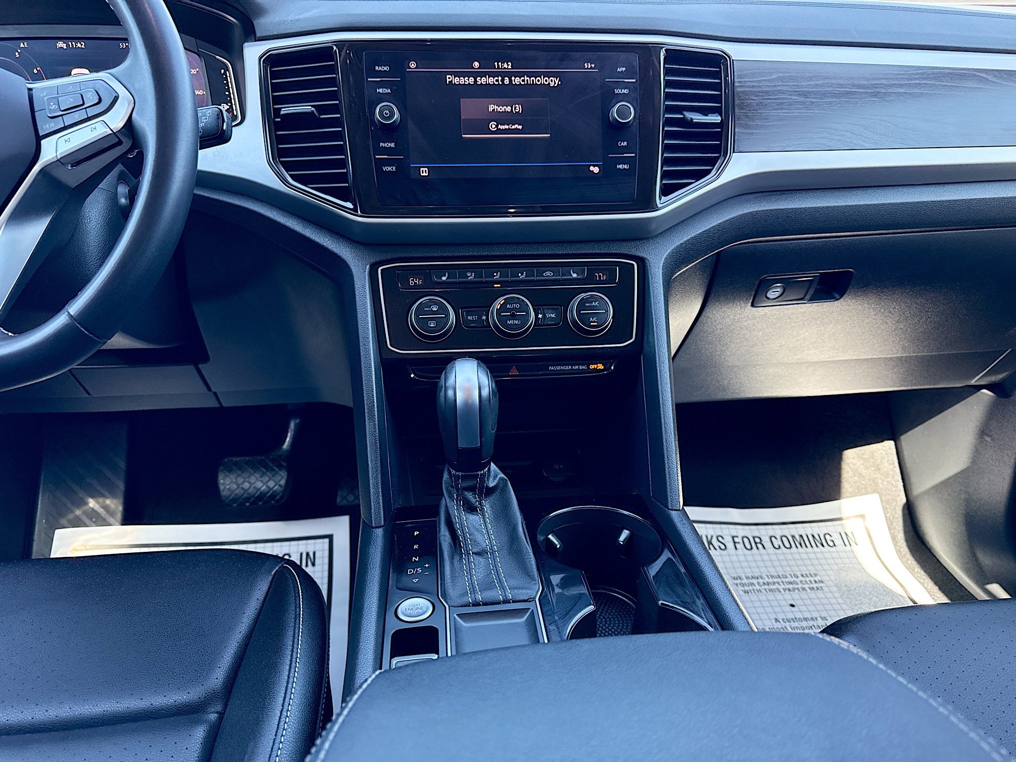 Used 2023 Volkswagen Atlas SE w/ Black Wheel Package image 18