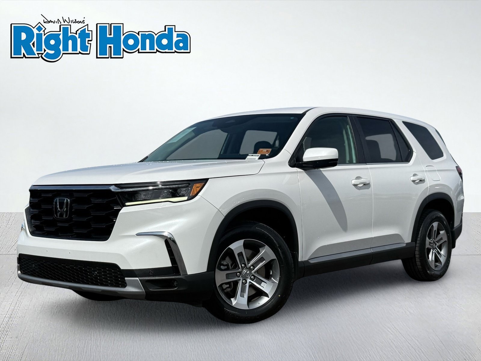 Used 2025 Honda Pilot EX-L image 2