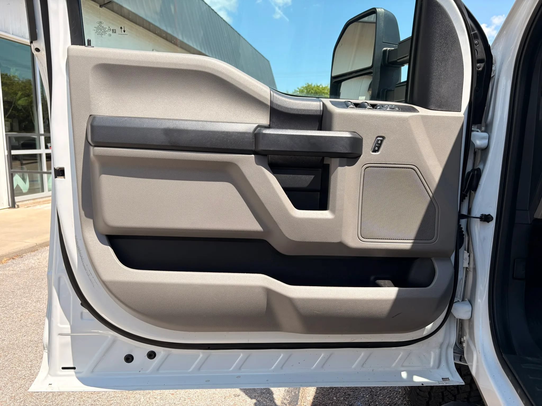 Used 2022 Ford F250 XL w/ Power Equipment Group AWD/4WD image 15