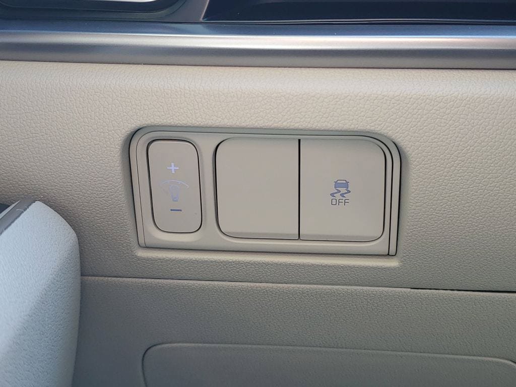 New 2026 Kia Sorento S w/ S Panoramic Sunroof Package FWD image 20