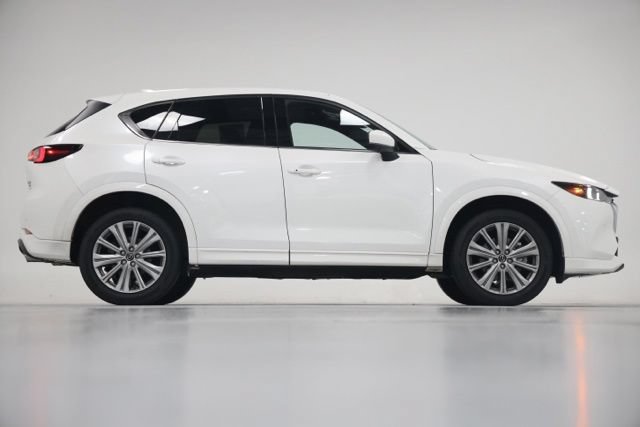 Used 2022 MAZDA CX-5 Signature AWD/4WD image 17
