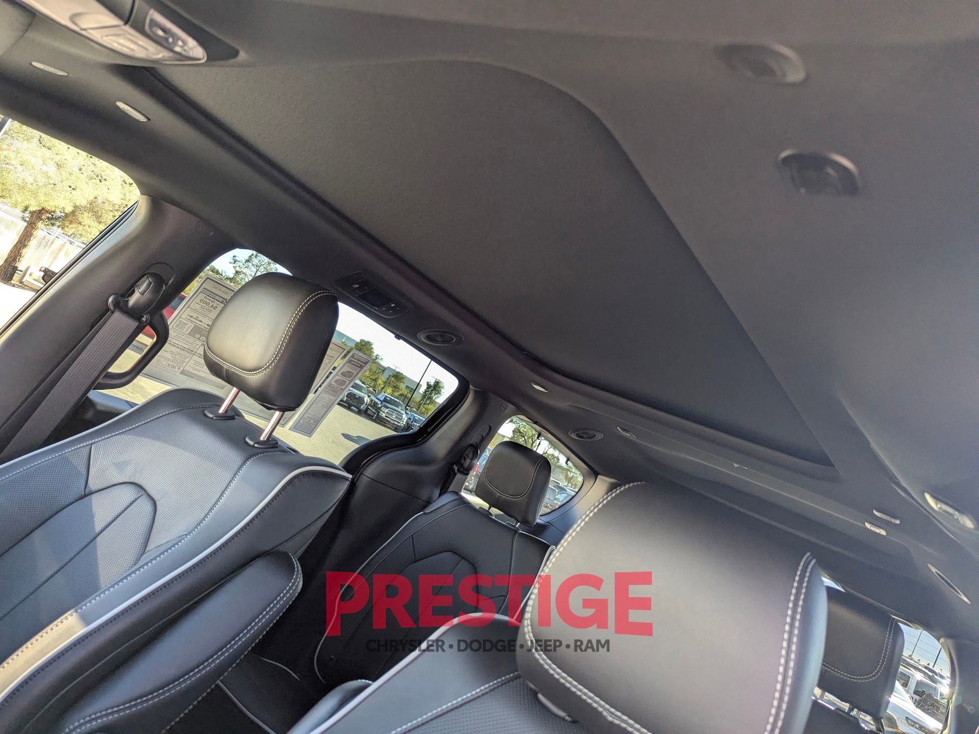 New 2026 Chrysler Pacifica Limited AWD/4WD image 27