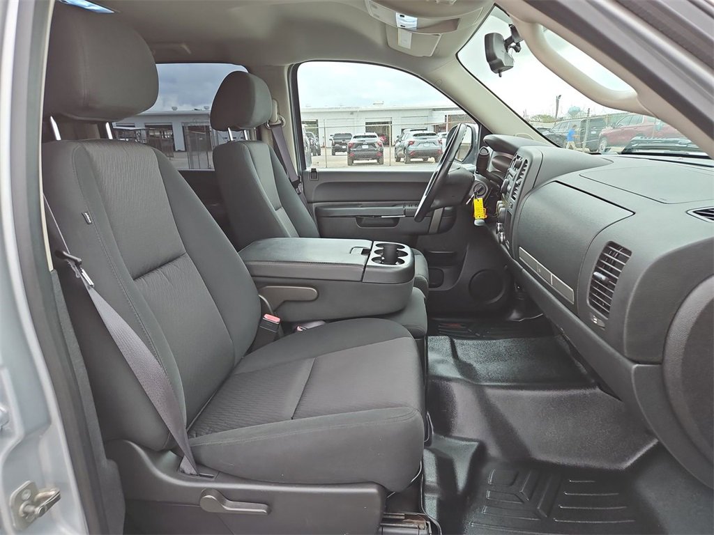 Used 2013 Chevrolet Silverado 1500 LT image 17