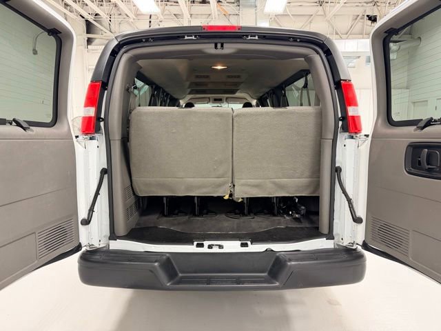 Certified 2025 Chevrolet Express 3500 LS RWD image 23