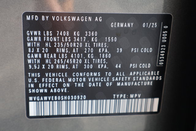 Used 2025 Volkswagen ID. Buzz Pro S RWD image 28
