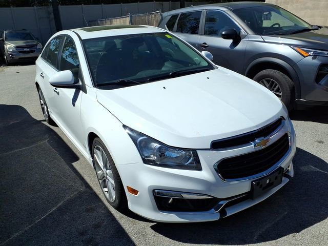 Used 2015 Chevrolet Cruze LTZ w/ Sun, Sound and Sport Package FWD image 2