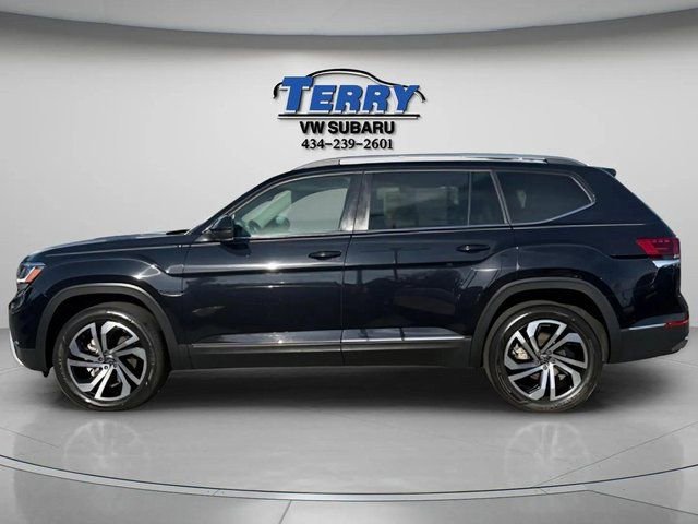 Used 2023 Volkswagen Atlas SEL image 3