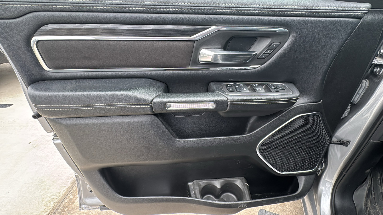 Certified 2024 RAM 1500 Laramie AWD/4WD image 12