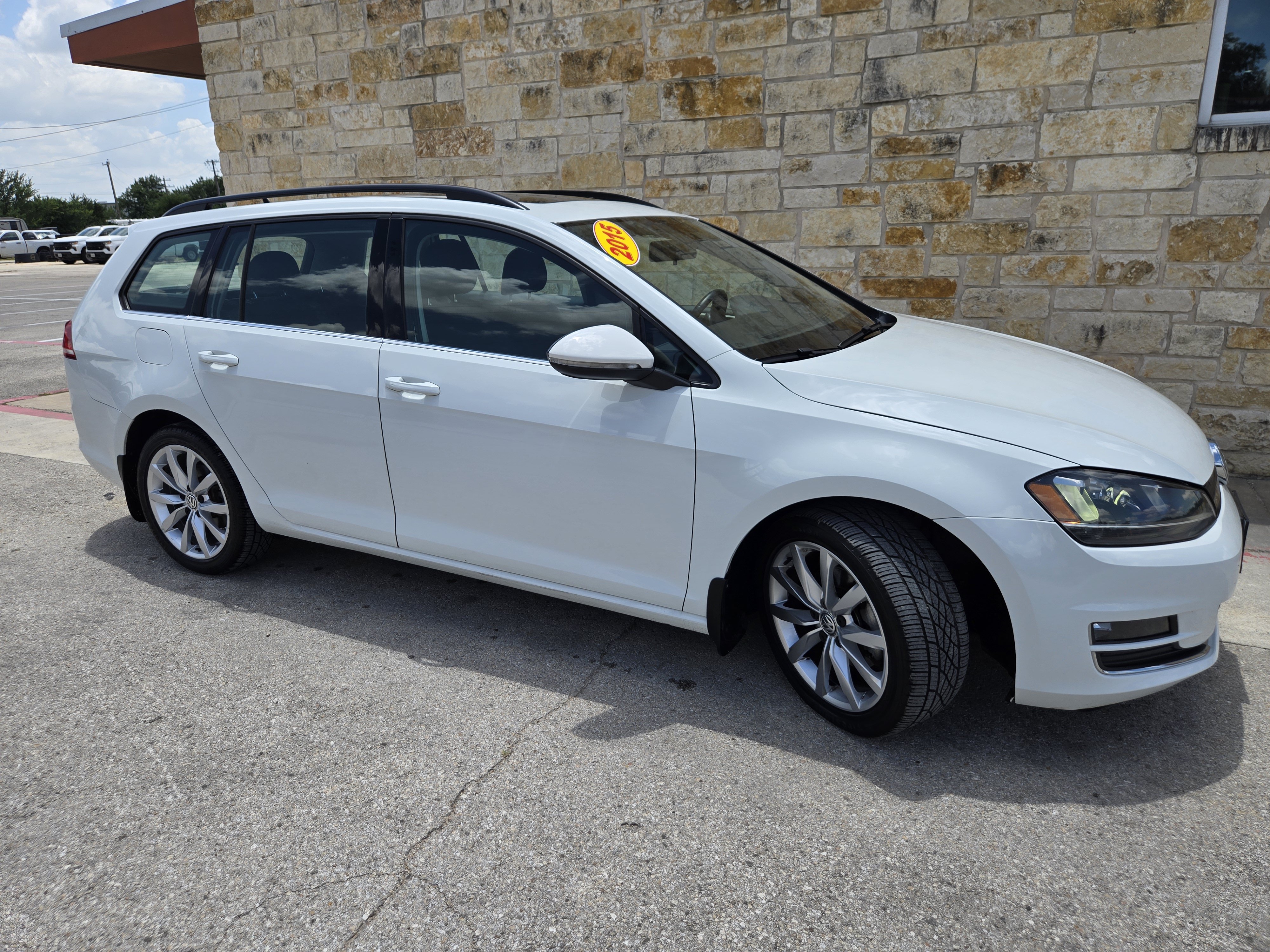 Used 2015 Volkswagen Golf SE w/ Lighting Package FWD image 19