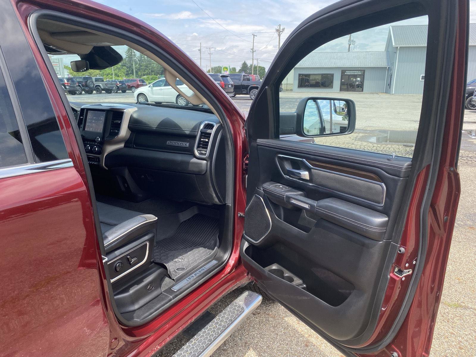 Used 2021 RAM 1500 Laramie AWD/4WD image 36