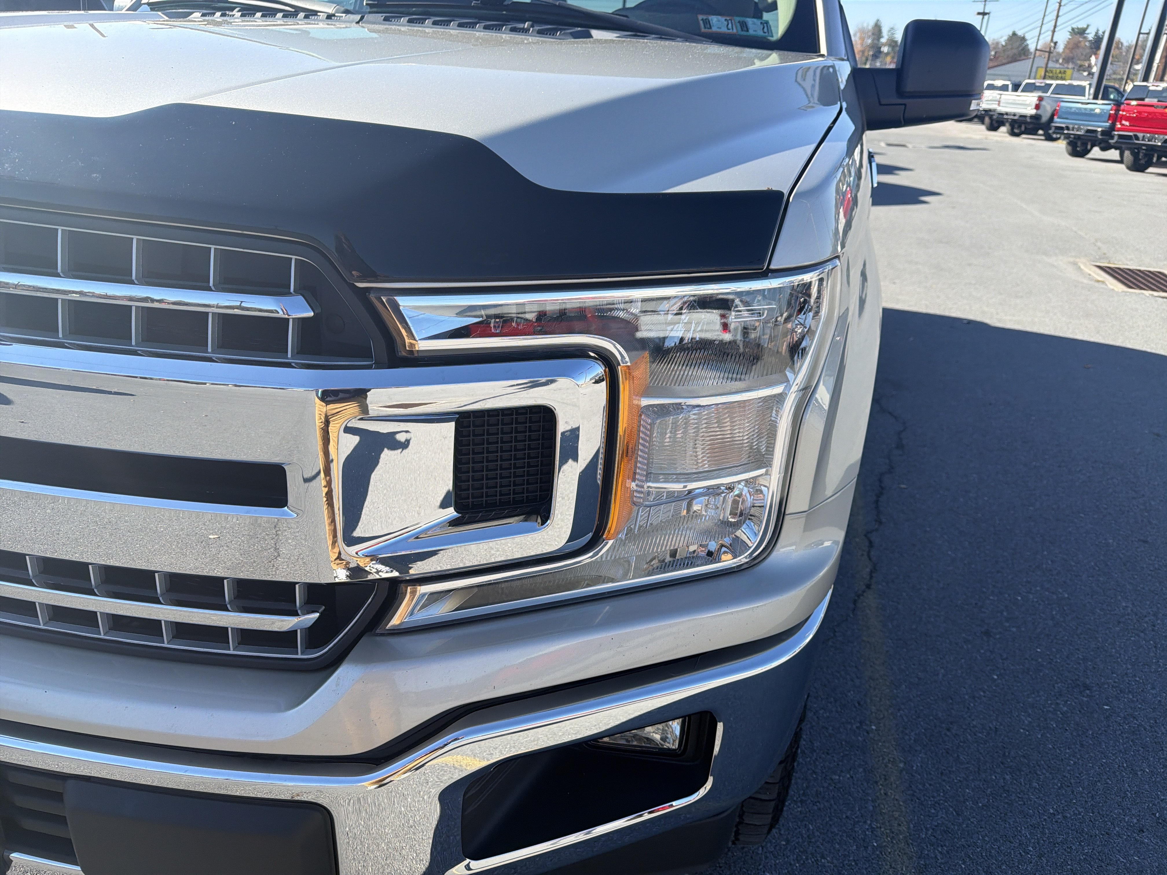 Used 2018 Ford F150 XLT w/ Equipment Group 301A Mid AWD/4WD image 11