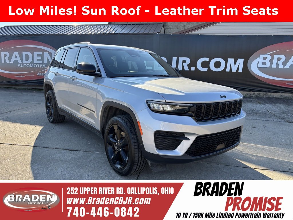 Used 2024 Jeep Grand Cherokee Altitude image 1