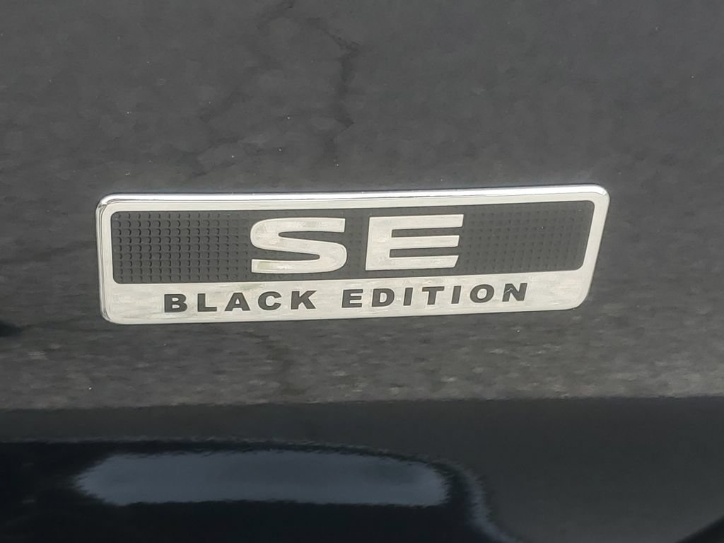 Used 2024 Mitsubishi Outlander SE Black Edition AWD/4WD image 37