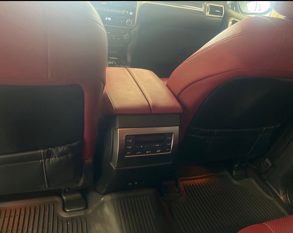 Used 2023 Lexus GX 460 Luxury w/ Accessory Package AWD/4WD image 16