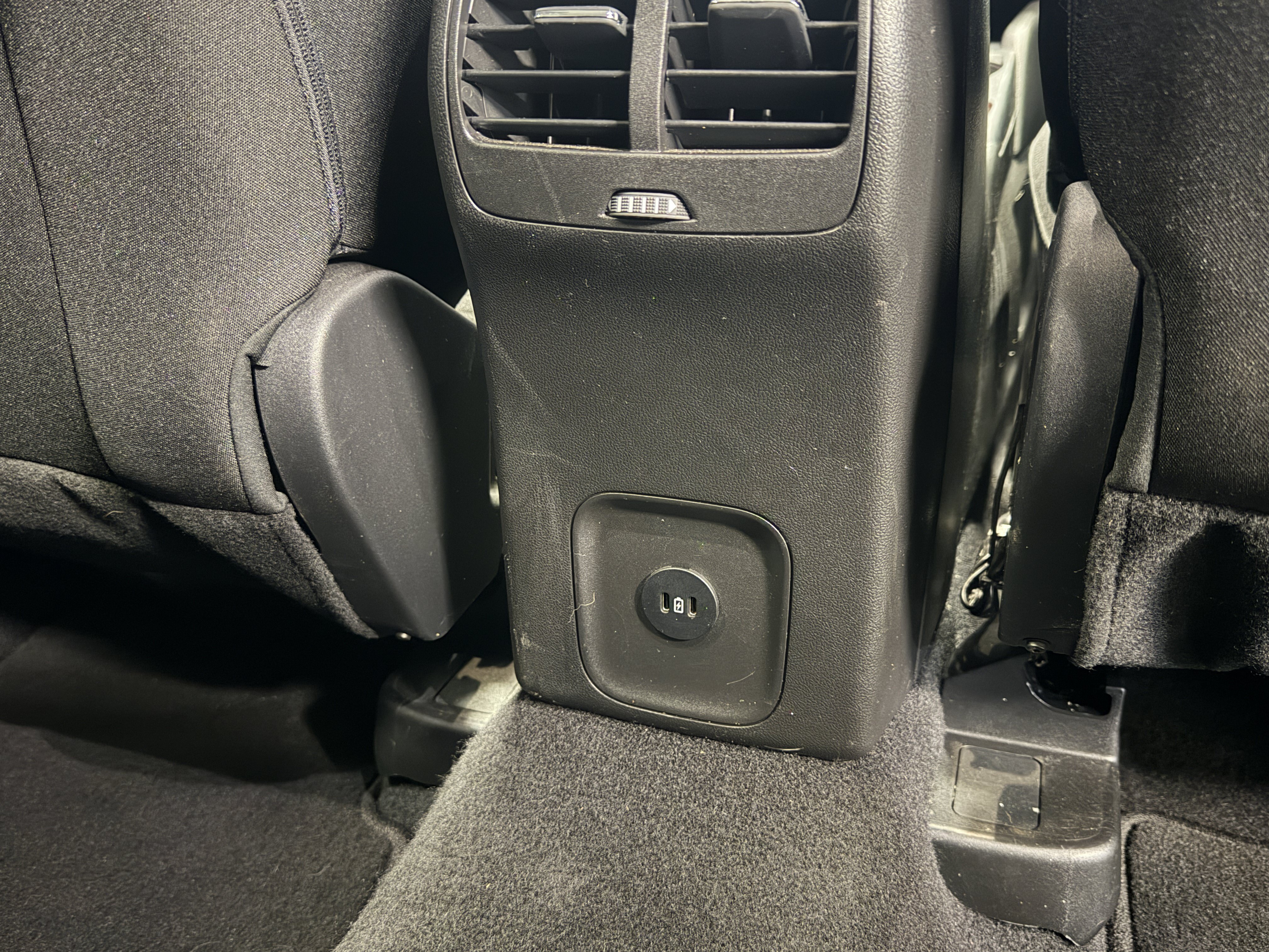 Used 2025 Ford Escape Active AWD/4WD image 20