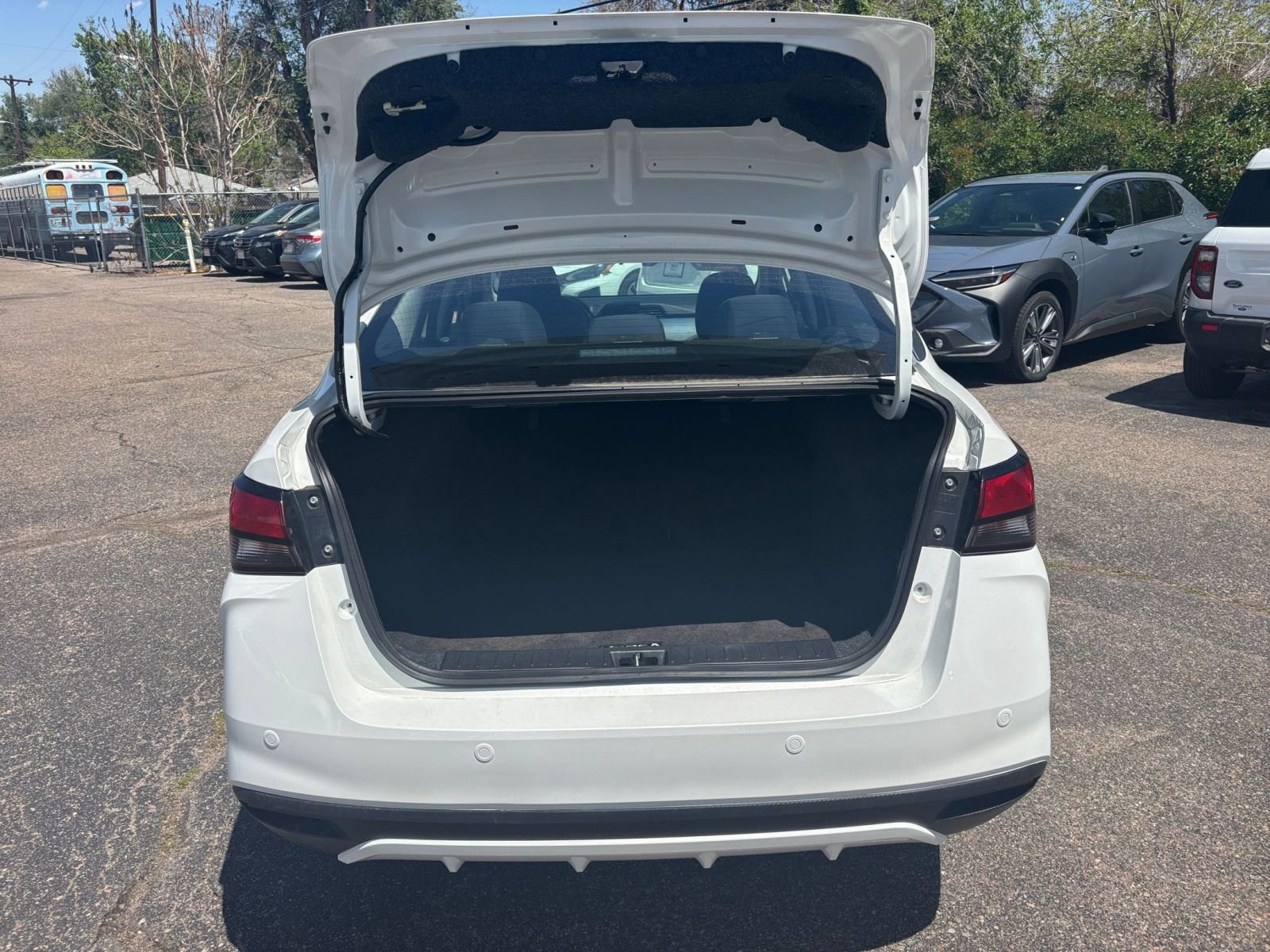 Used 2025 Nissan Versa SV w/ Trunk Package FWD image 28