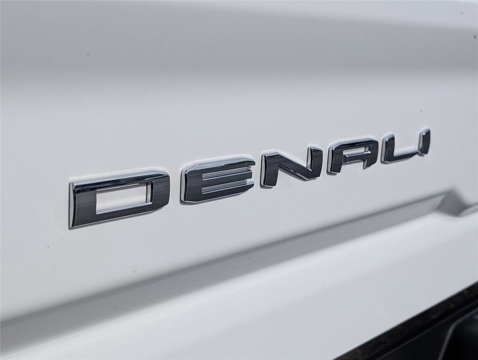 Used 2022 GMC Sierra 2500 Denali w/ Denali Ultimate Package AWD/4WD image 42