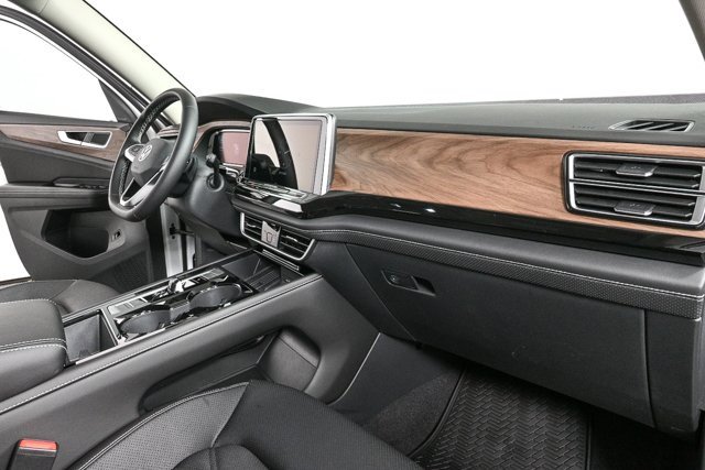 New 2026 Volkswagen Atlas SE image 24