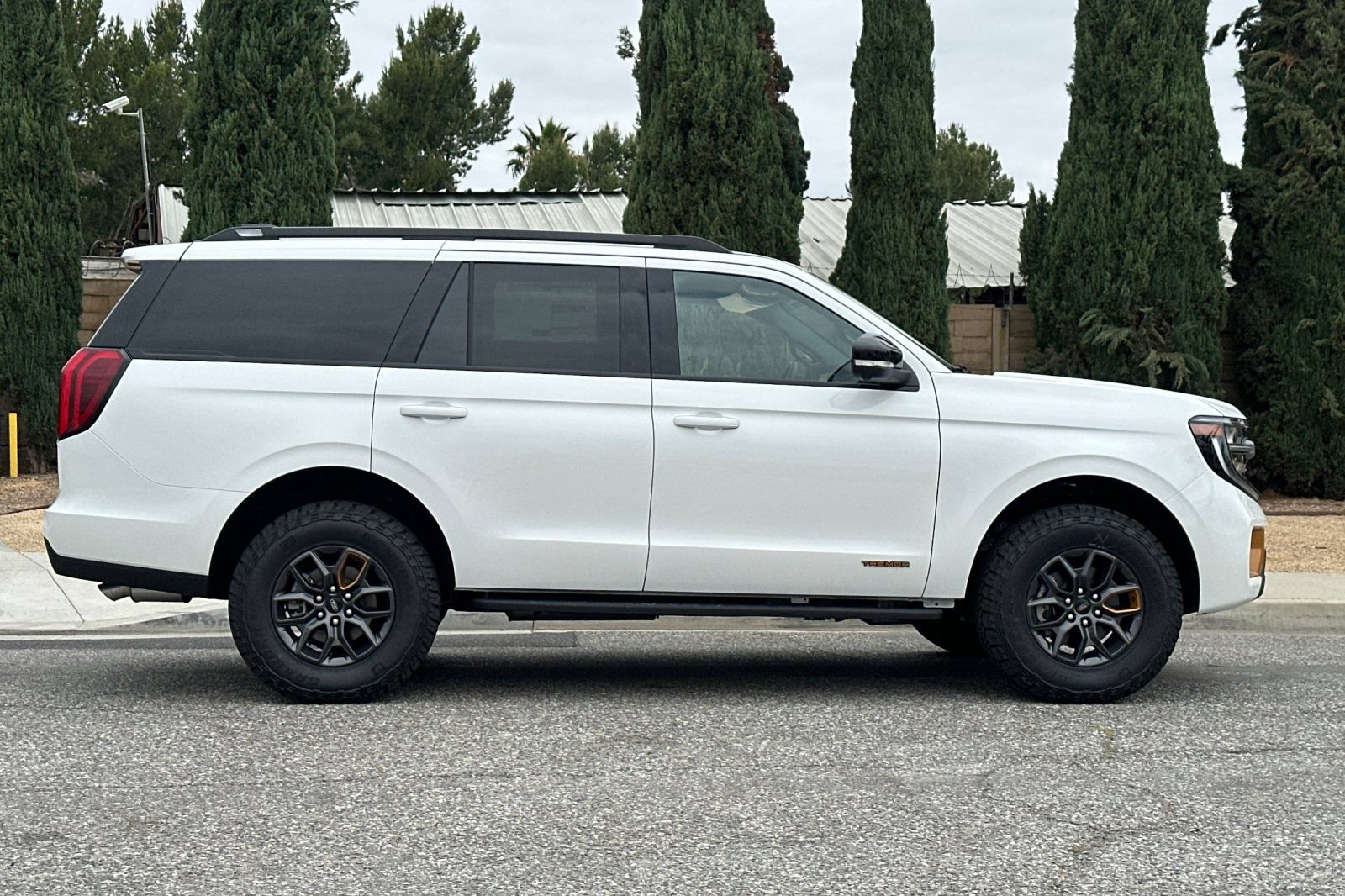New 2026 Ford Expedition Tremor AWD/4WD image 3