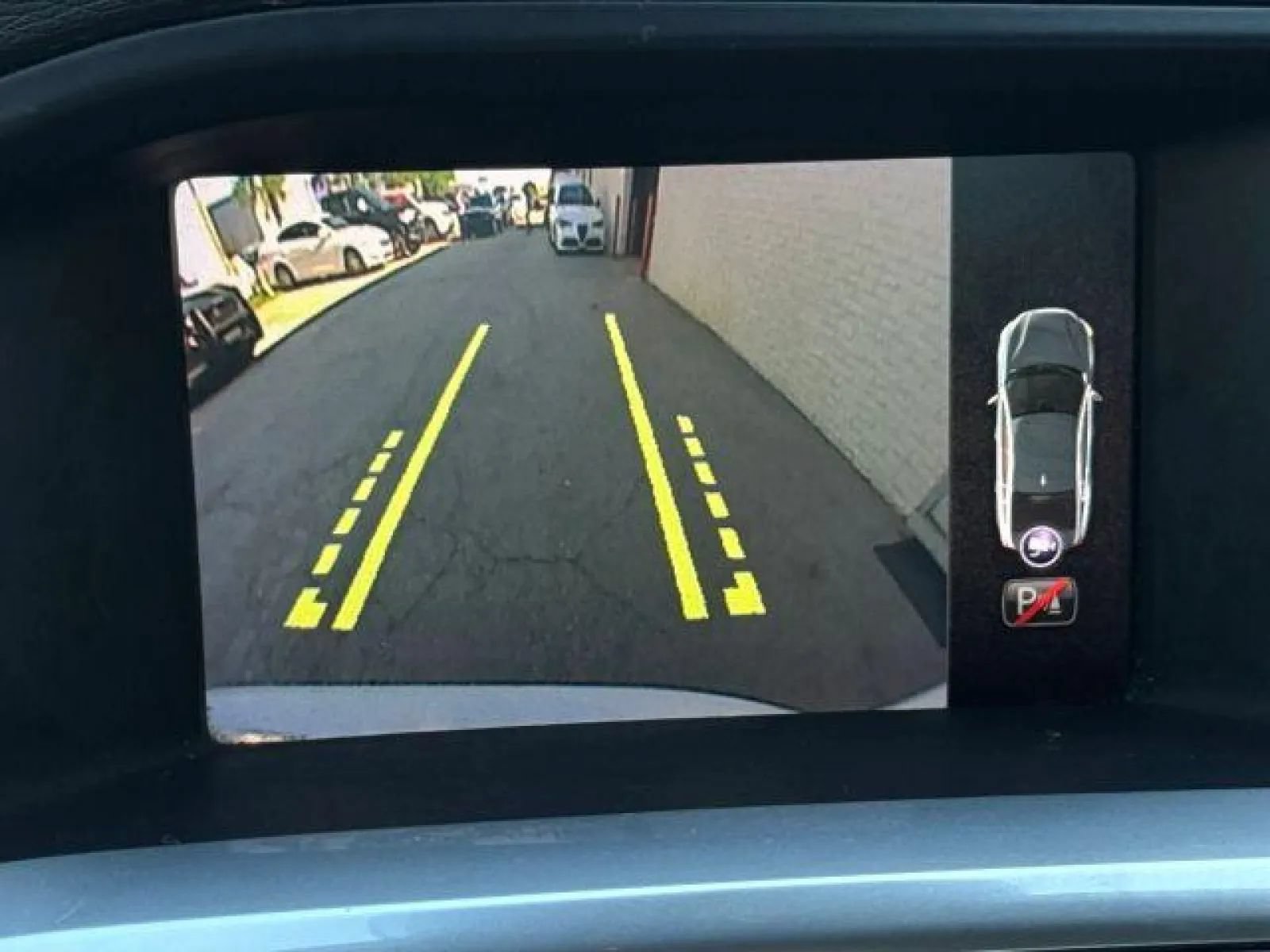 Used 2017 Volvo S60 T5 Dynamic FWD image 38