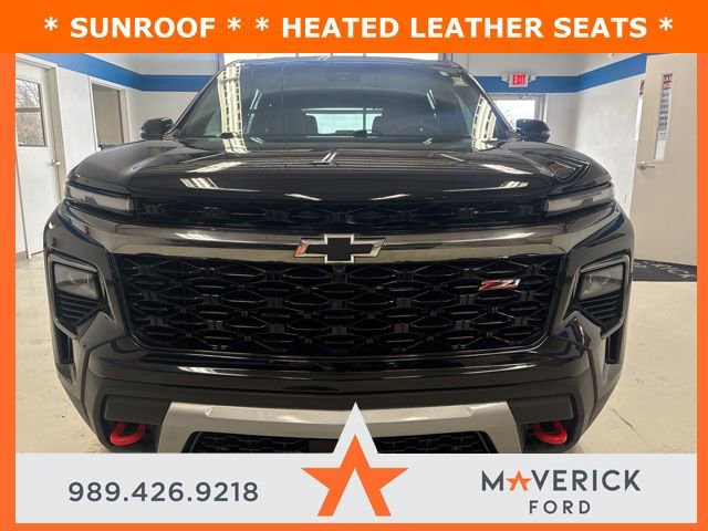 Used 2025 Chevrolet Traverse Z71 w/ Driver Confidence Package image 2