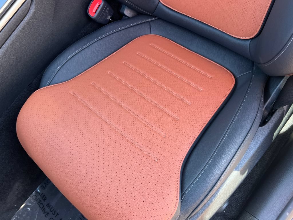 New 2026 Mercedes-Benz C 300 4MATIC Sedan image 11